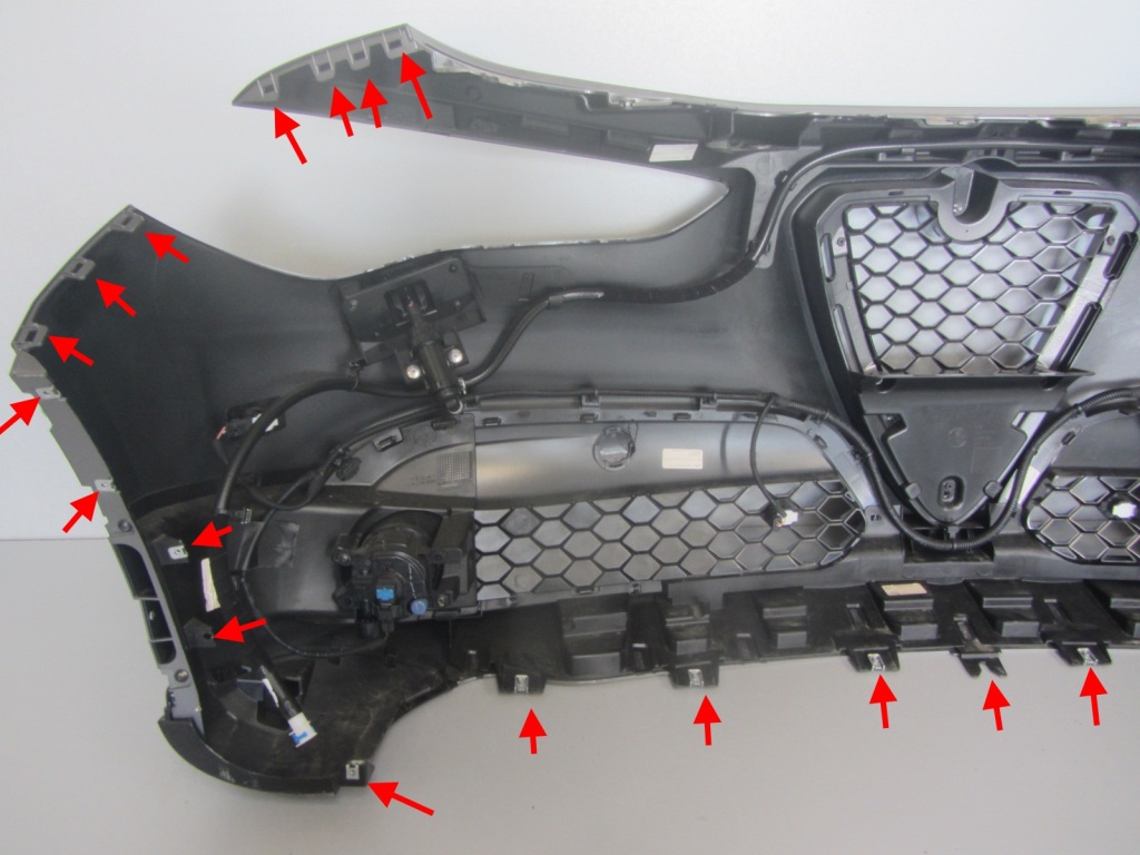 Puntos de fijación del parachoques delantero Alfa Romeo Stelvio