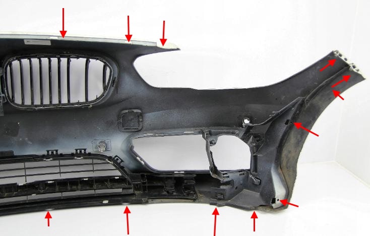 места крепления переднего бампера BMW 1-серии (F20, F21)