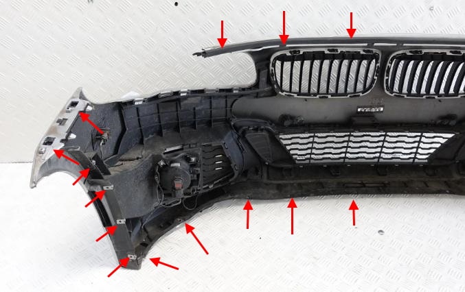 punti di fissaggio paraurti anteriore BMW serie 2 (F45, F46)