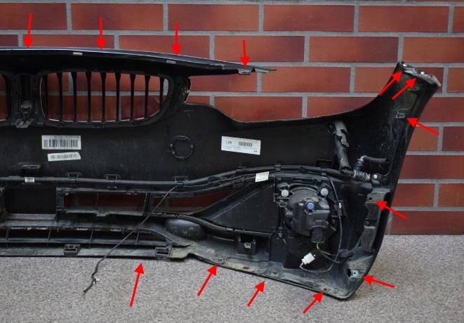места крепления переднего бампера BMW 4-серии (F32, F33, F36)