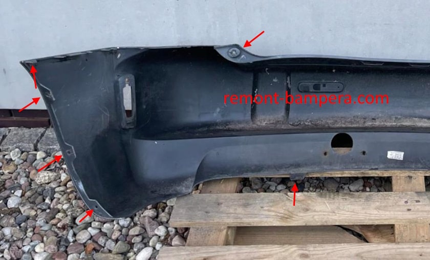 Chevrolet HHR rear bumper mounting locations (2006-2011)