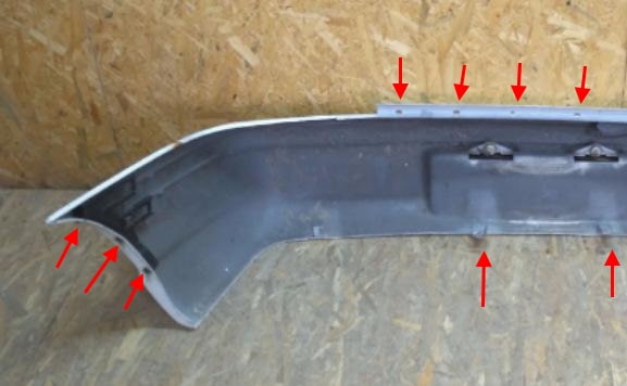 rear bumper attachment points Chrysler Neon I (1994-1999)