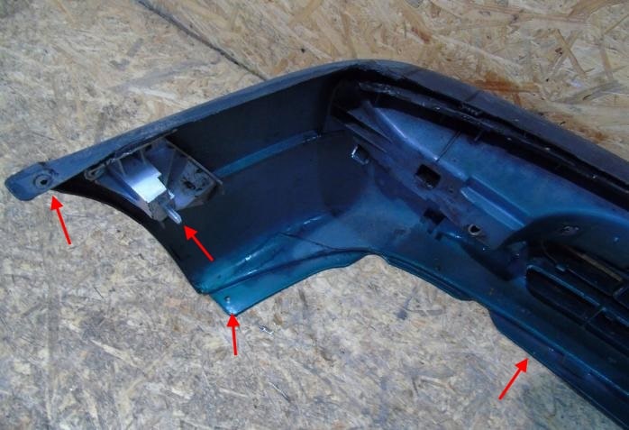 the attachment of the front bumper Citroen Saxo