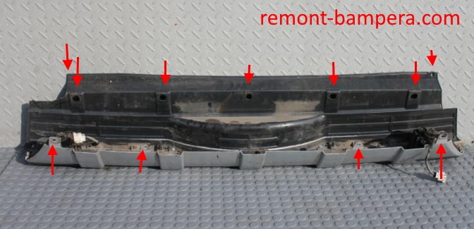 Befestigungspunkte der hinteren Stoßstange Mitsubishi Pajero/ Montero IV (2006-2023)