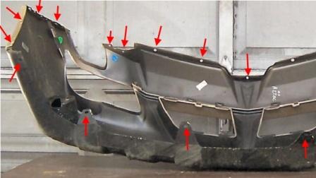 the attachment of the front bumper Pontiac Aztek