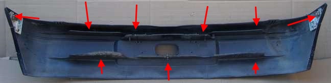 the attachment of the rear bumper Renault Clio 1 (1990-1998)