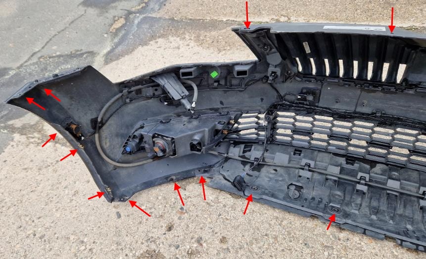 punti di attacco del paraurti anteriore Skoda Superb III (B8) (2015+)