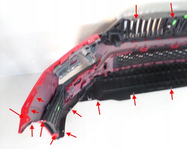 puntos de fijación del parachoques delantero Skoda Octavia IV (A8) (2019+)