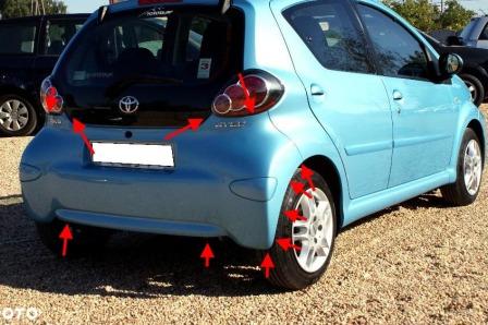 puntos de fijación del parachoques trasero Toyota Aygo (2005-2014)