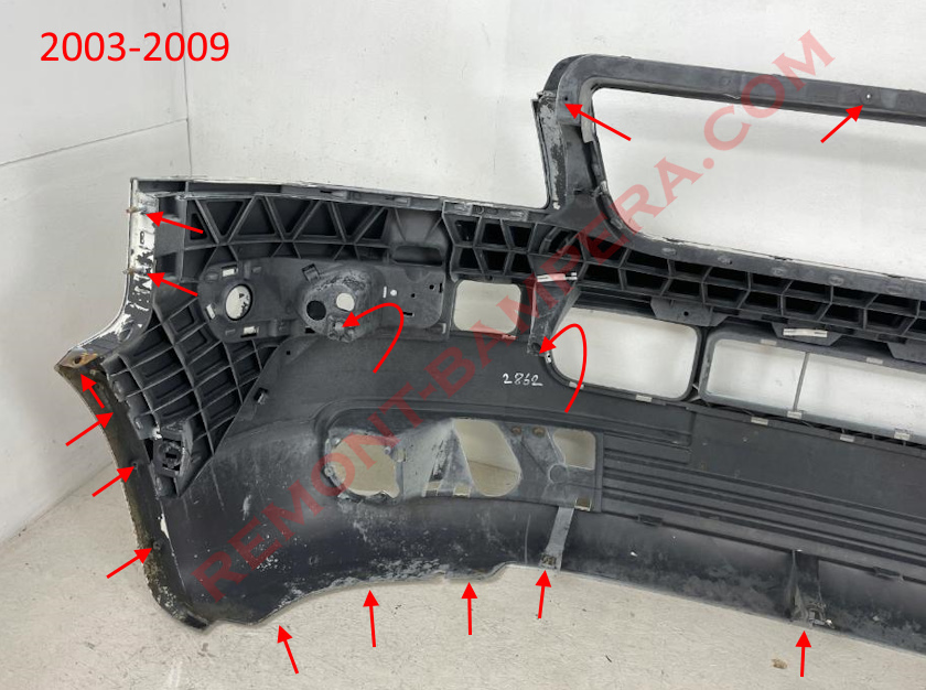 Ubicaciones de montaje del parachoques delantero VW T5 2003-2009